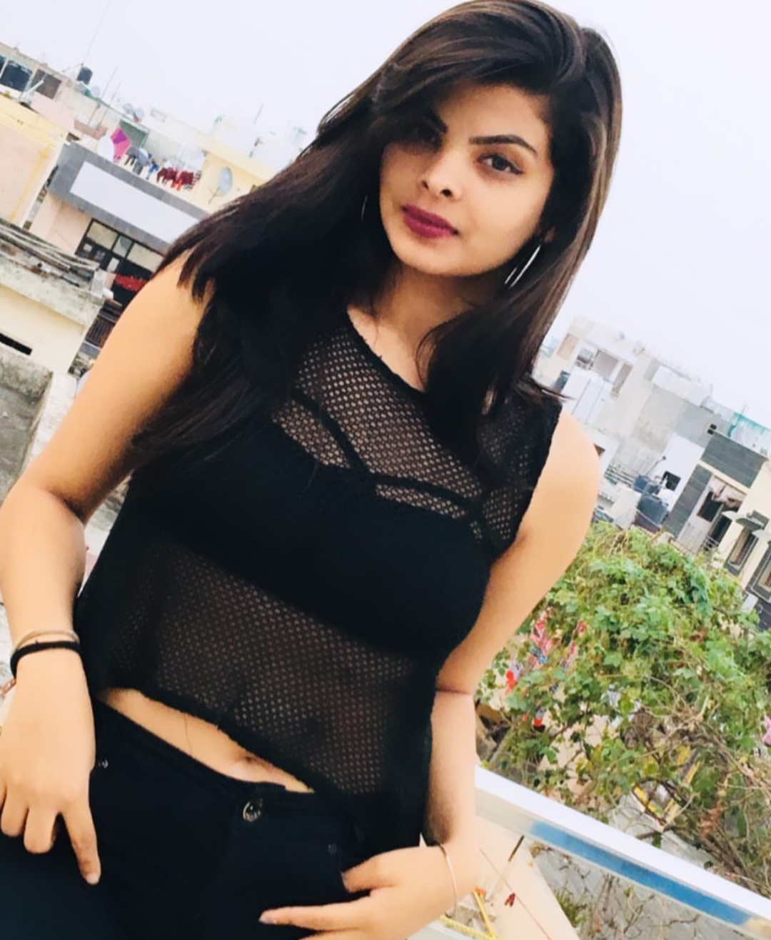 Kolkata college girl escort radha